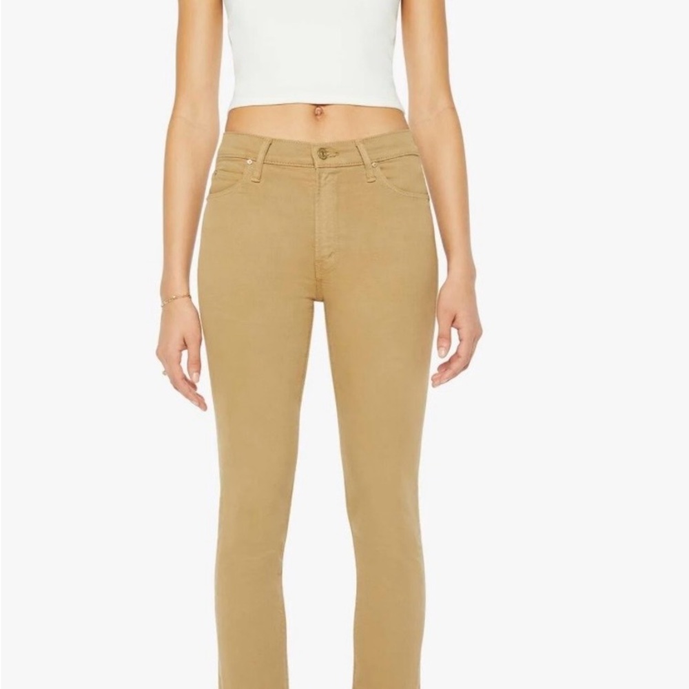 Mother Midrise The Dazzler Ankle
Fray Jeans
MOTHER
Size: 27